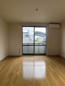 コーラルタウンＤ 102号-2