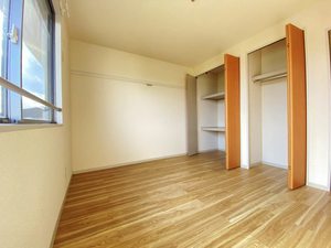 コーラルタウンＦ 201号-3