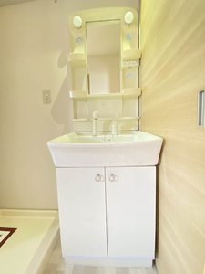 コーラルタウンＦ 201号-8