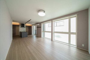 シャーメゾンコア大手町 305号-2