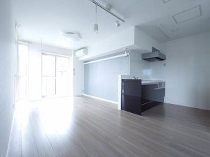 ベレオ本町 301号-4