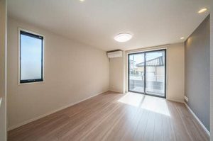 レクサスガーデン 102号-2
