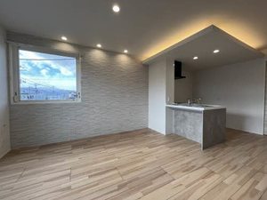 ザ　ファースト　レジデンス 203号-2