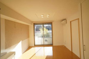 メゾンマストすわ町 102号-2