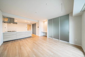 ナナアーク荒町 702号-3