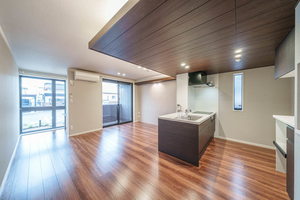 グランドメゾン新屋敷 105号-3