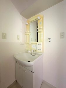 ヴィオラＳＩＮ　Ａ 201号-7