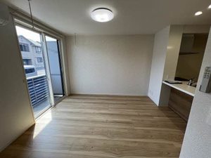 シャーメゾン城東 102号-7