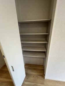 シャーメゾン城東 102号-11