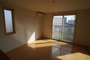 ファミールかんのⅢ 201号-6