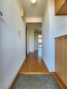 ラークヒルズ C 203号-11