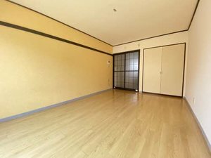 カーム・クウォーターＡ 207号-3