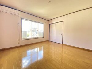 カーム・クウォーターB 202号-4