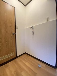 カーム・クウォーターB 203号-8