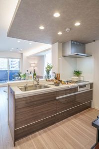 アミコート泉中央 201号-4