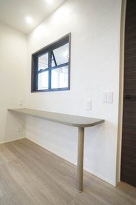 シャーメゾン　ミュール　本丸西 202号-11