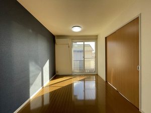 メゾンド・ウィッシュ B 201号-2