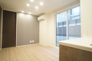 シャーメゾン　サリーレ 102号-3