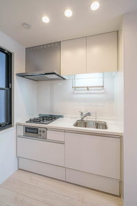 アドレ松ヶ丘 102号-4