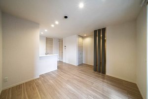 メゾンノワール柏木 202号-2