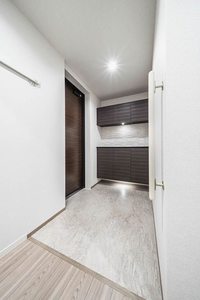 Ａｌｂｅｍａｒｌｅ上杉 201号-7