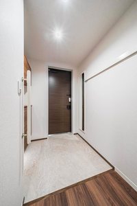 Ａｌｂｅｍａｒｌｅ上杉 202号-7