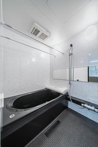 Ａｌｂｅｍａｒｌｅ上杉 202号-8