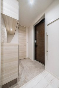 Ａｌｂｅｍａｒｌｅ上杉 203号-7