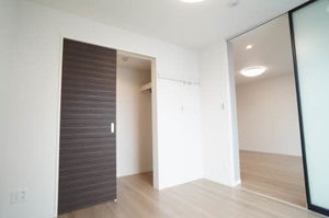 シャーメゾン成田町 301号-6