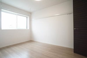 シャーメゾン成田町 303号-12