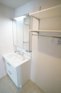 シャーメゾン成田町 303号-13