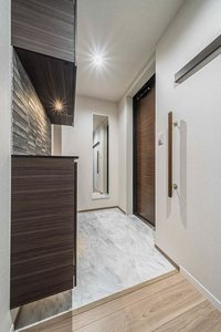 Ｃａｍｅｌｏｔ　Ｅａｓｔ 201号-8