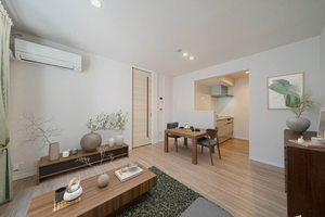 Ｃａｍｅｌｏｔ　Ｅａｓｔ 203号-4