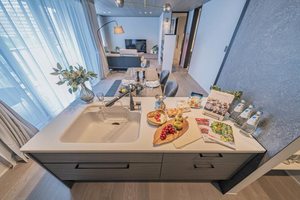 Ｃａｍｅｌｏｔ　Ｅａｓｔ 402号-7