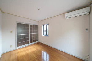 ヴィラージュ折立 101号-3