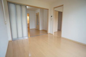 ブルー・ヘブン・エイト 103号-8