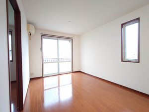 ブルー・ヘブン・エイト 203号-2