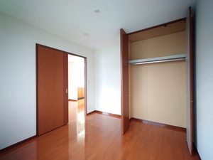 ブルー・ヘブン・エイト 203号-9