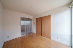 ヴィラージュ・Ｓ 202号-3