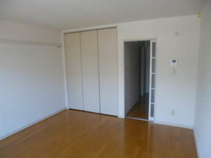 エンゼルハイツ中山 102号-3