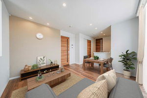 アンビシア本町 301号-2