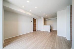 アンビシア本町 302号-3