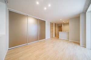 Ｆｏｒｅｎａ　西町 102号-3