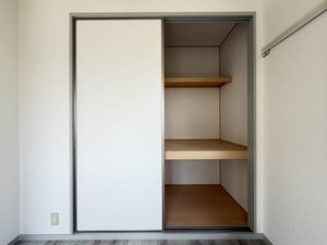 メゾンド・エストエール　Ｃ 201号-13