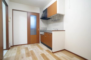 ヴェルトール白山 104号-4