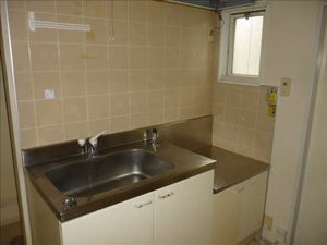 カ-サこもれび 102号-3