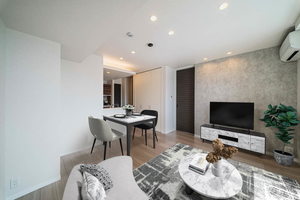 シャーメゾンステージ神明 302号-2