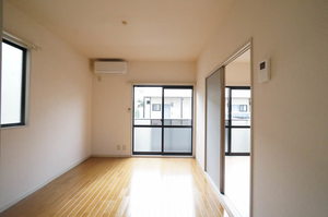 テールフォーム A 102号-2