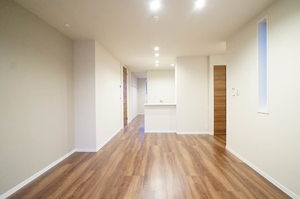 Serdina万世町 205号-3