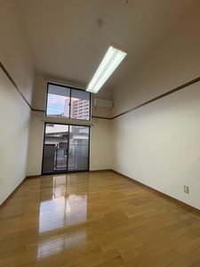 タウンコートエイト 103号-1